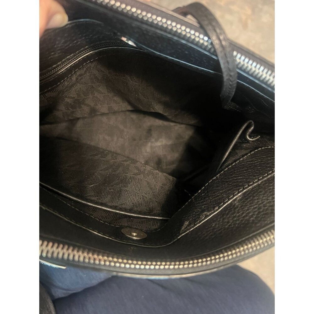Michael‎ Kors Leather Shoulder Bag Black Pebbled Dual Zip Snap  05/2015 READ - Picture 7 of 9